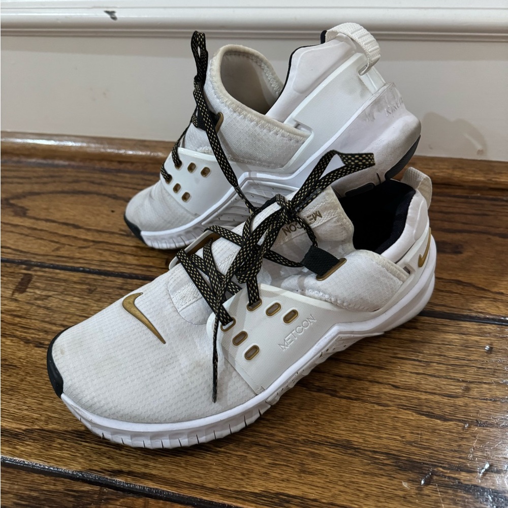 Nike Women’s Free X Metcon 2 'White Gold Training Shoes Size 8